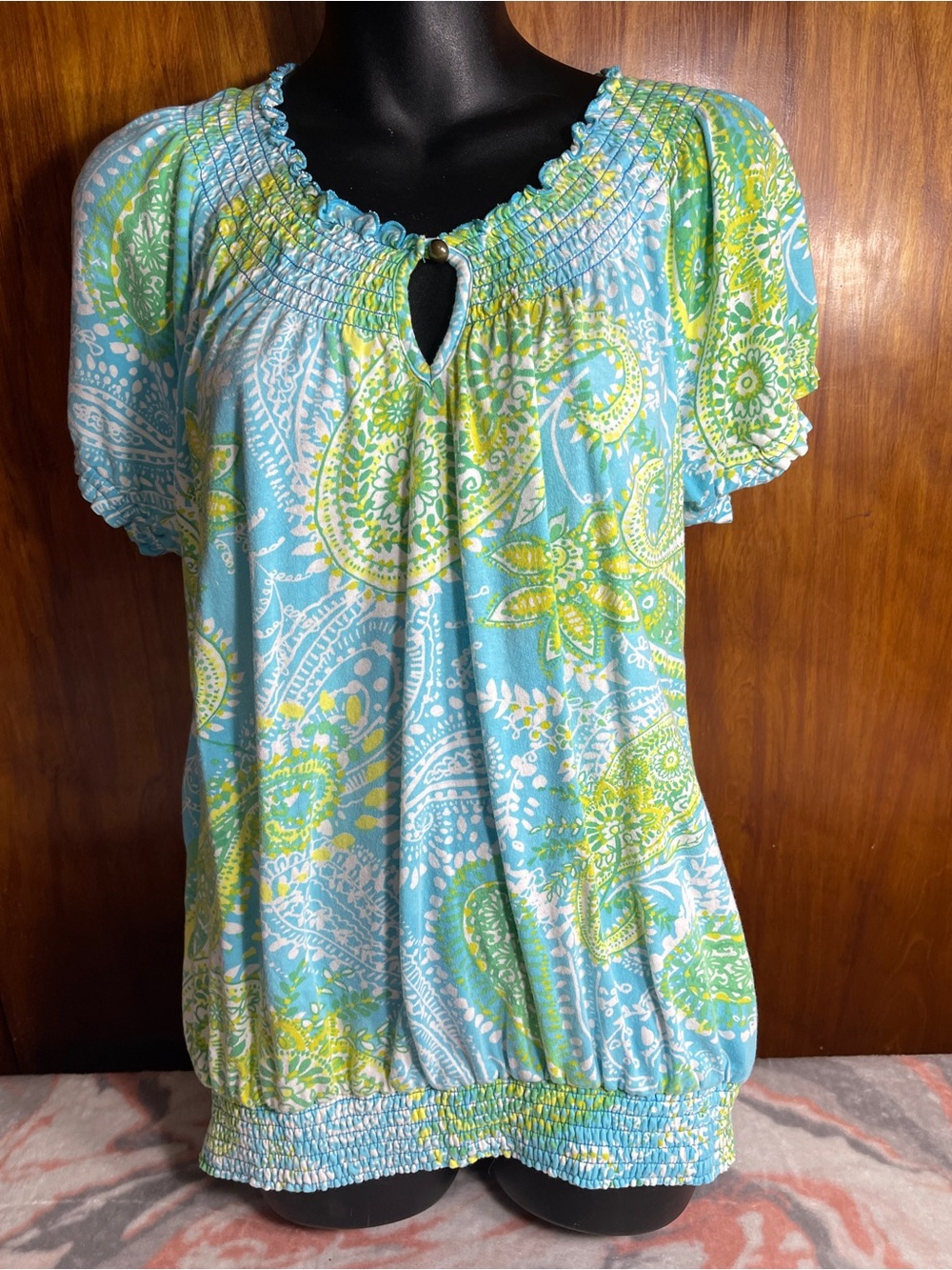 Caribbean Joe Aqua & Lime Paisley Short Sleeve Smocked Top
